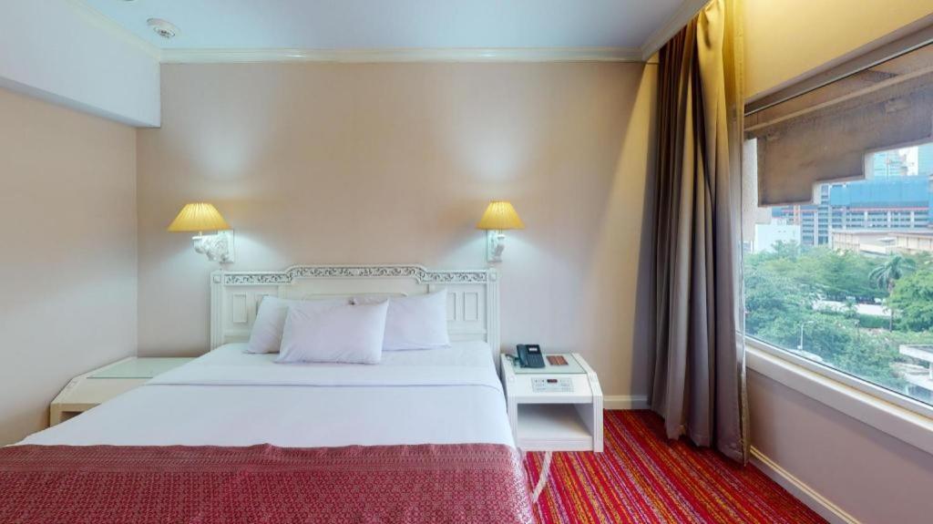 Kartika Chandra Hotel Jakarta Luaran gambar