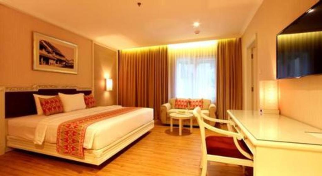 Kartika Chandra Hotel Jakarta Luaran gambar