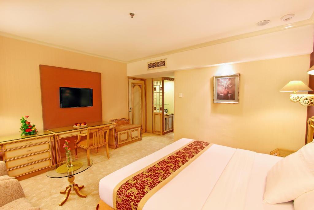 Kartika Chandra Hotel Jakarta Bilik gambar