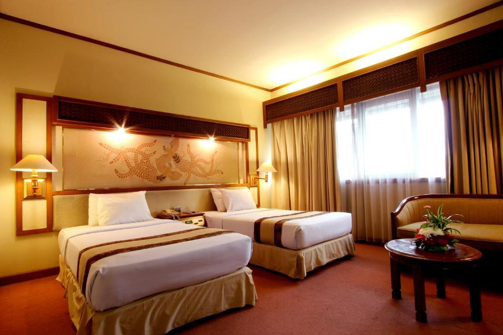 Kartika Chandra Hotel Jakarta Bilik gambar